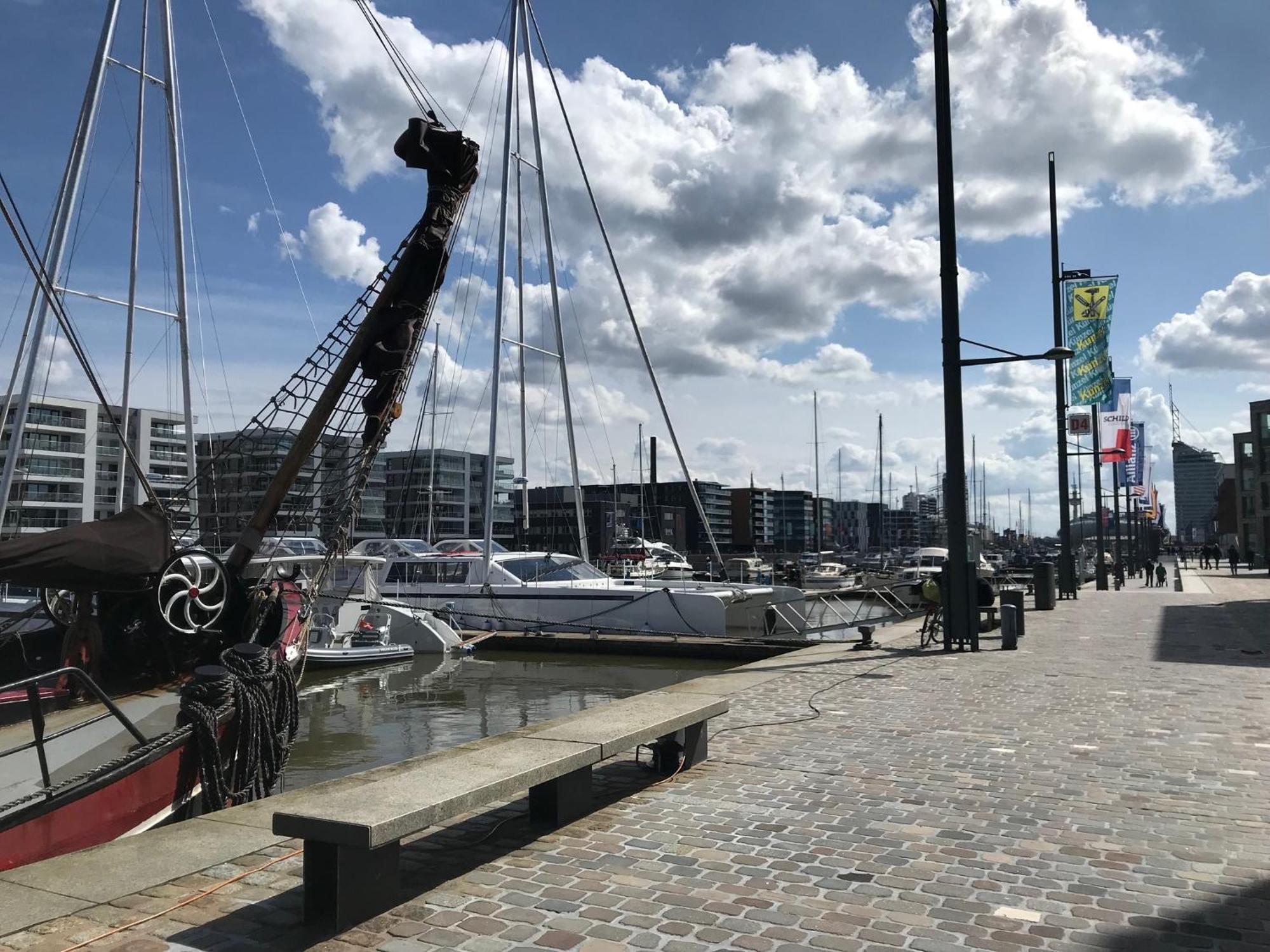 Bootshaus Am Neuen Hafen Apartman Bremerhaven Kültér fotó